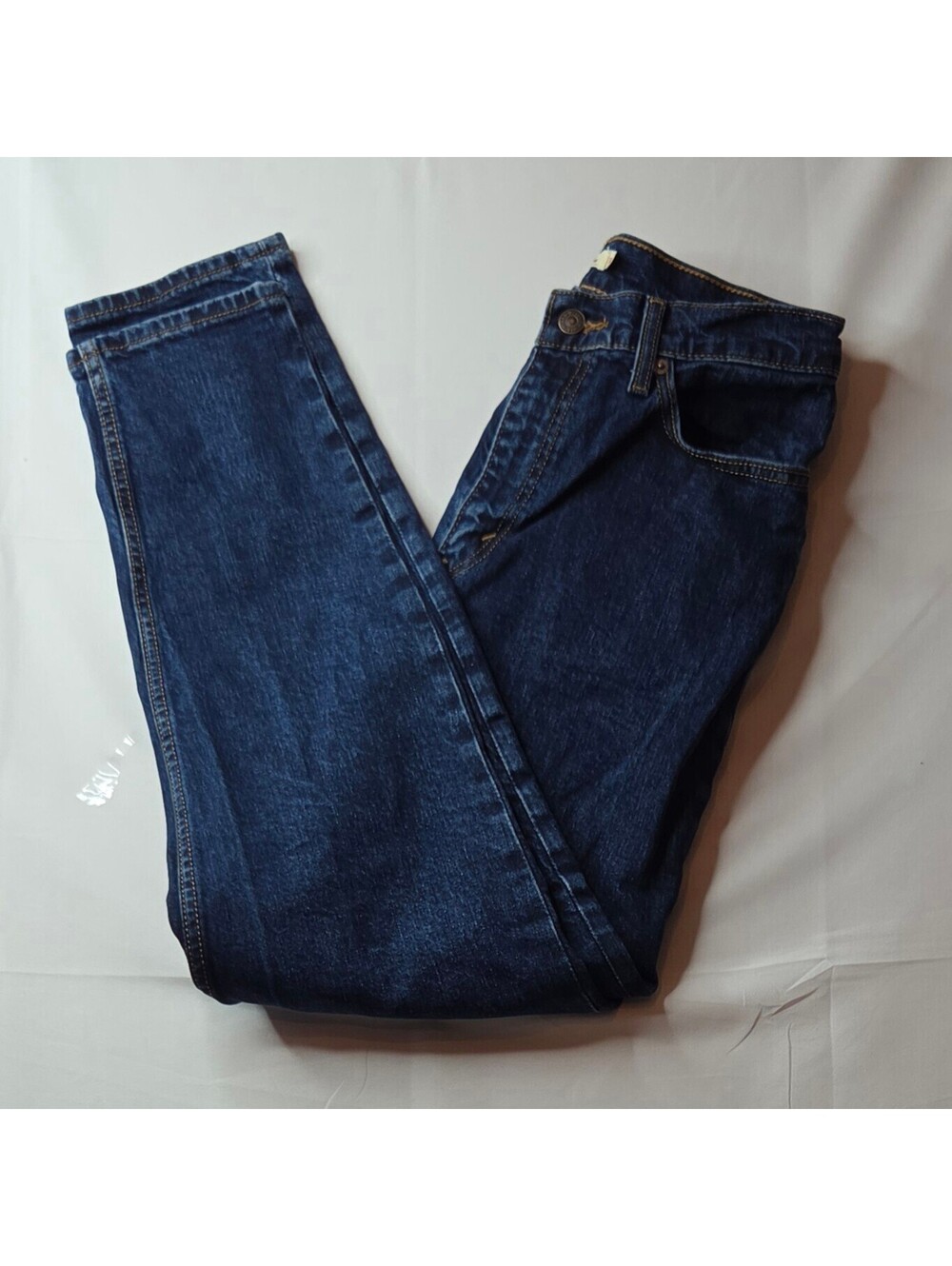 Levi's 80s Mom Jeans High Rise Tapered Dark Wash Size 28 (14" Waist)